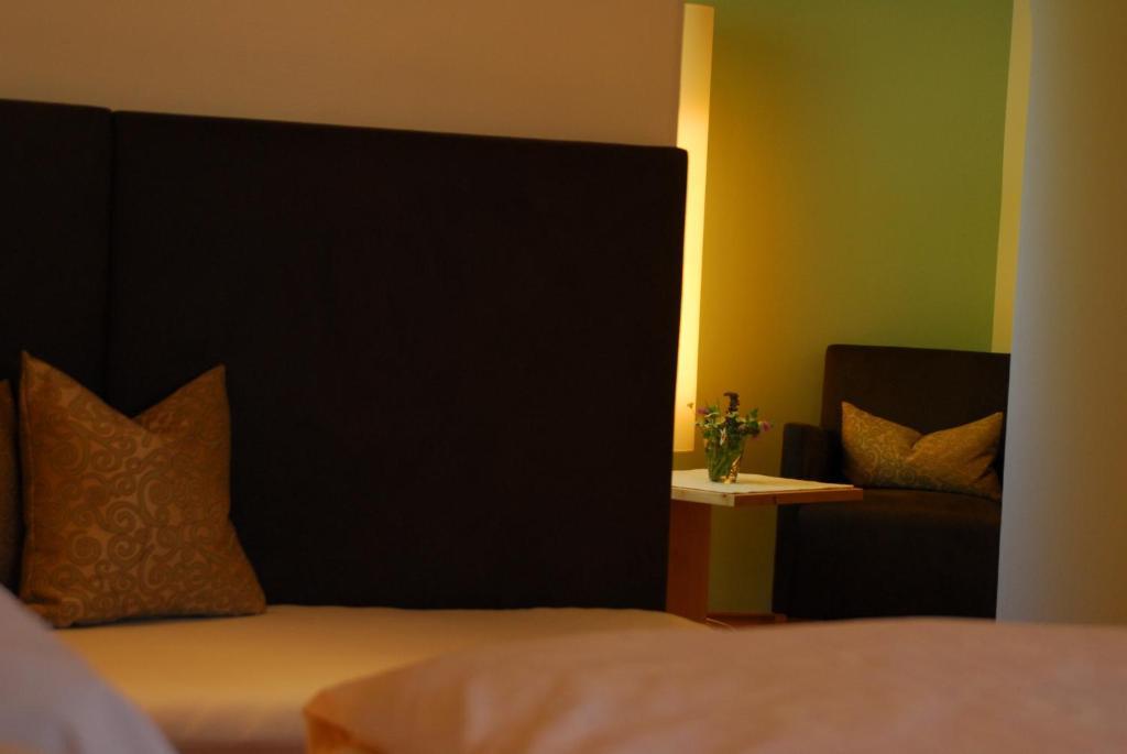 Hotel Dolomiten Klobenstein Zimmer foto